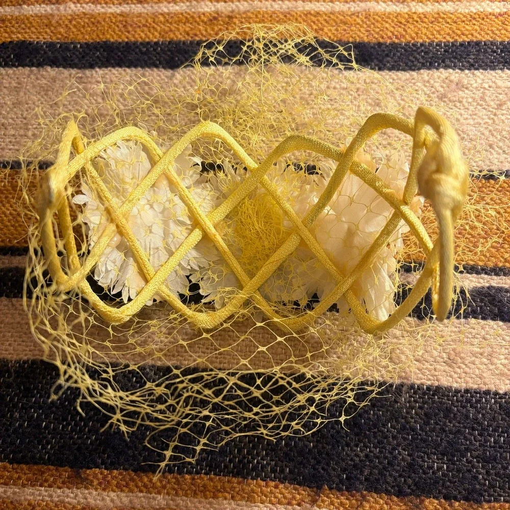 Vintage Fascinator Headband OS Yellow Floral Birdcage Veil Pearl MCM Church Hat
